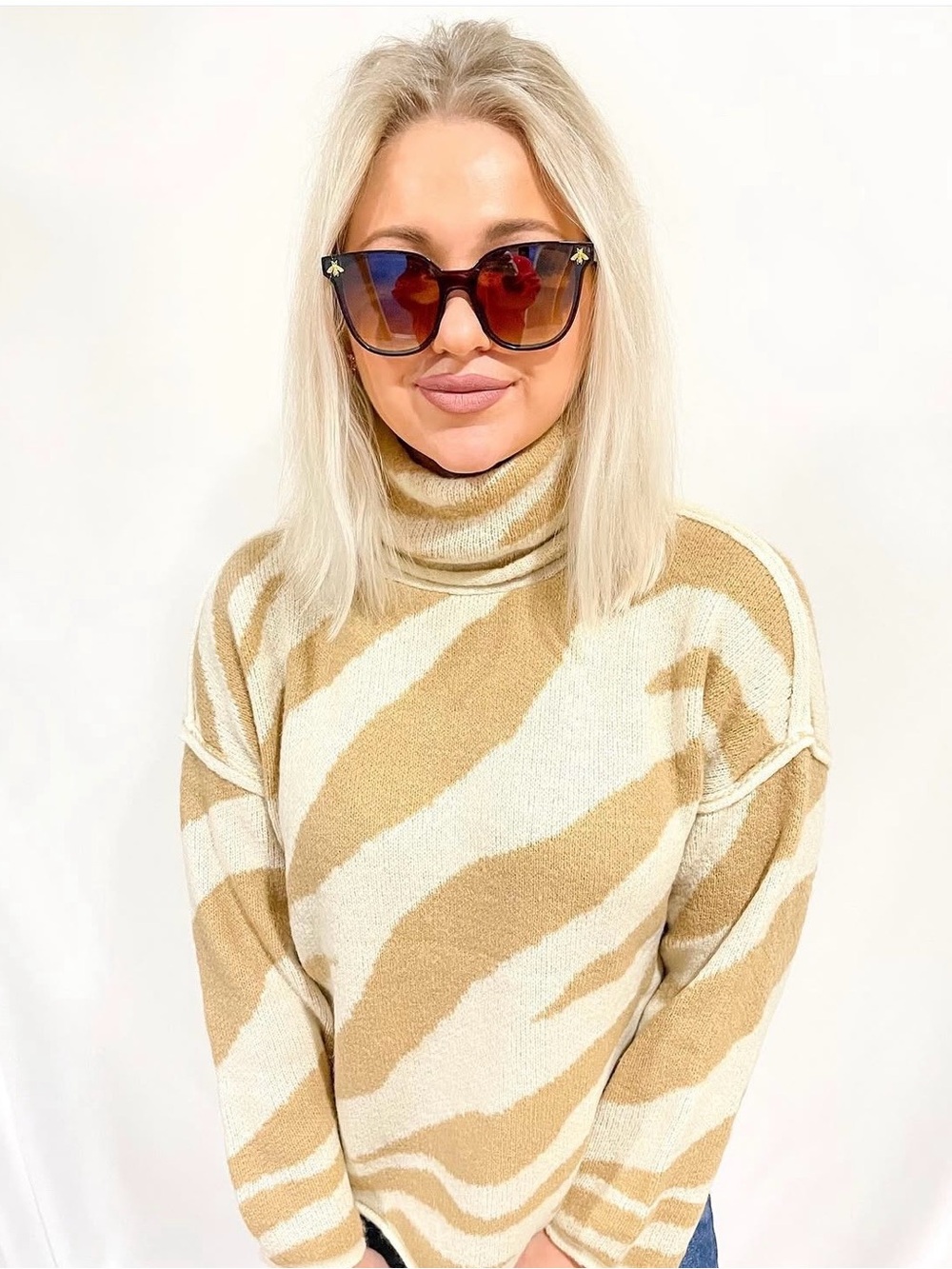 POL Turtleneck Tiger Stripe Sweater in Beige and Cream